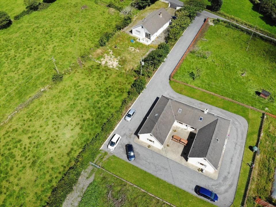 Sally'S Vineyard Buncrana Exterior foto